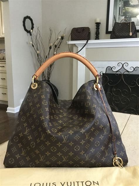 louis vuitton berkeley bag discontinued|Louis Vuitton discontinued crossbody bags.